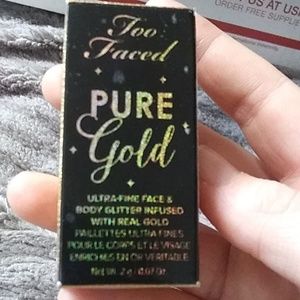 Too faced pure gold body glitter